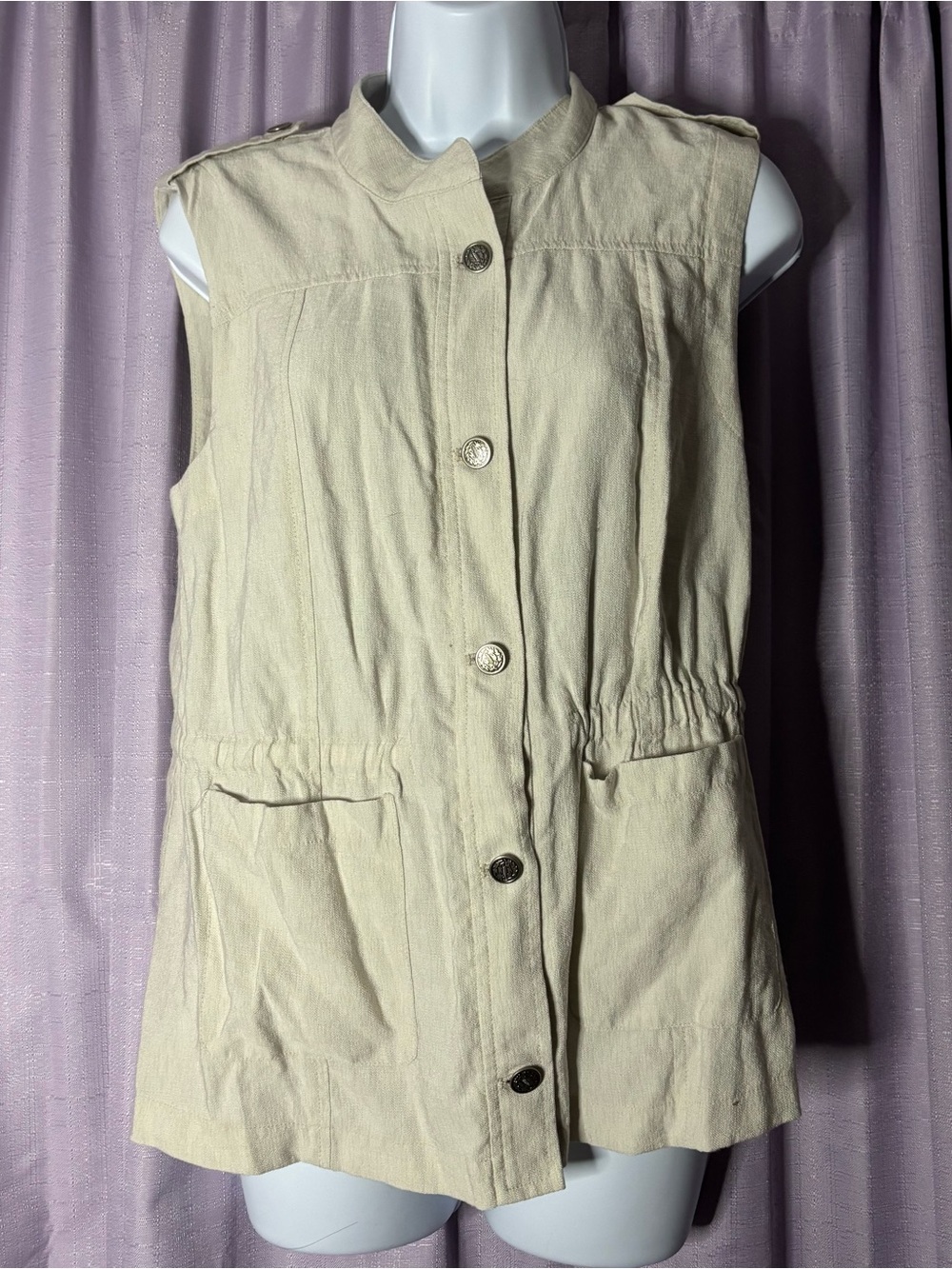 Sleeveless Utility Vest — Neutral Beige